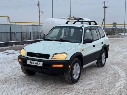 Toyota RAV4 1997 года за 4 300 000 тг. в Алматы – фото 4