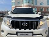 Toyota Land Cruiser Prado 2016 года за 17 700 000 тг. в Актобе