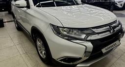 Mitsubishi Outlander 2015 годаүшін9 700 000 тг. в Астана – фото 3