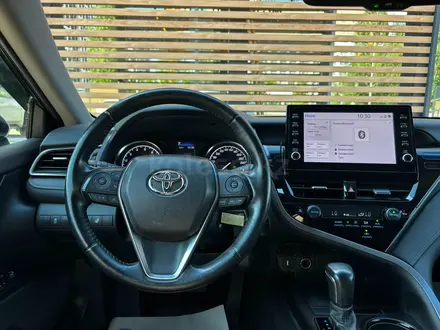 Toyota Camry 2023 года за 14 150 000 тг. в Астана – фото 9