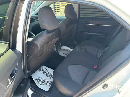 Toyota Camry 2023 года за 14 150 000 тг. в Астана – фото 11