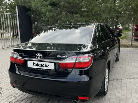 Toyota Camry 2014 года за 9 500 000 тг. в Алматы – фото 2