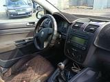 Volkswagen Golf 2004 года за 2 300 000 тг. в Темиртау