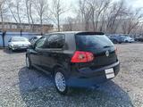 Volkswagen Golf 2004 года за 2 300 000 тг. в Темиртау – фото 3