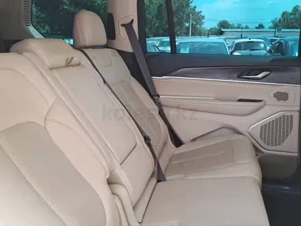 Jeep Grand Cherokee 2021 года за 23 200 000 тг. в Алматы – фото 16