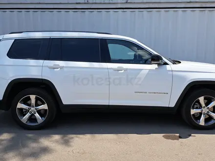 Jeep Grand Cherokee 2021 года за 23 200 000 тг. в Алматы – фото 4