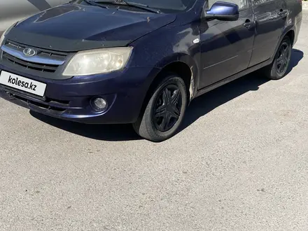 ВАЗ (Lada) Granta 2190 2013 года за 1 500 000 тг. в Астана – фото 8