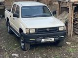 Toyota Hilux 2001 года за 3 500 000 тг. в Алматы