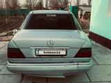 Mercedes-Benz E 200 1995 года за 1 500 000 тг. в Тараз – фото 4