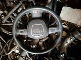 Руль с подушкой безопасности на Audi a8 шлейф руля вертолёт за 50 000 тг. в Алматы – фото 2