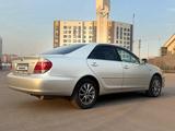 Toyota Camry 2005 годаүшін4 350 000 тг. в Астана – фото 2