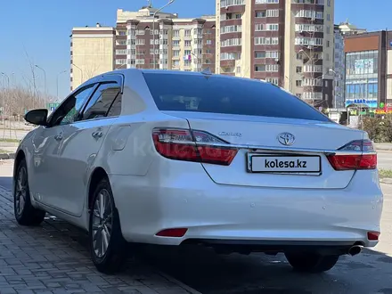 Toyota Camry 2017 года за 15 200 000 тг. в Алматы – фото 2