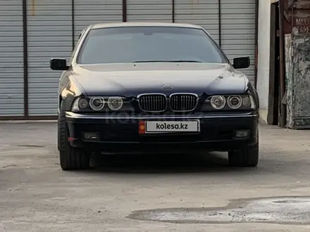 BMW 540 1996 года за 4 300 000 тг. в Алматы