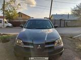 Mitsubishi Outlander 2004 года за 2 800 000 тг. в Астана