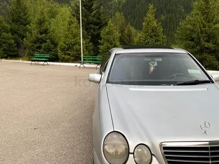 Mercedes-Benz E 320 2001 года за 5 100 000 тг. в Шымкент – фото 4