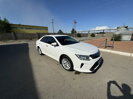 Toyota Camry 2015 года за 12 000 000 тг. в Караганда – фото 2