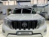 Toyota Land Cruiser Prado 2015 года за 14 900 000 тг. в Атырау – фото 2