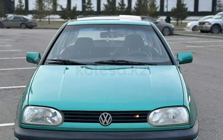 Volkswagen Golf 1992 годаүшін1 700 000 тг. в Астана