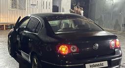 Volkswagen Passat 2008 года за 4 000 000 тг. в Алматы – фото 4