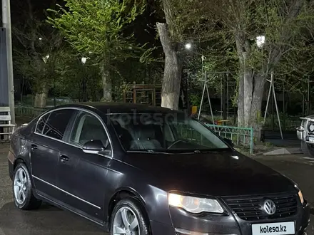 Volkswagen Passat 2008 года за 2 400 000 тг. в Алматы – фото 2