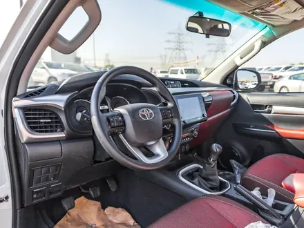 Toyota Hilux Comfort 2022 года за 15 700 000 тг. в Алматы – фото 6