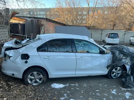 Skoda Rapid 2014 года за 2 000 000 тг. в Усть-Каменогорск – фото 3