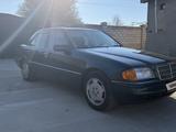 Mercedes-Benz C 180 1996 года за 1 800 000 тг. в Тараз – фото 2