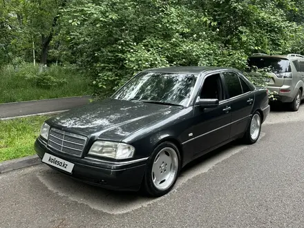 Mercedes-Benz C 280 1995 года за 3 200 000 тг. в Алматы – фото 27