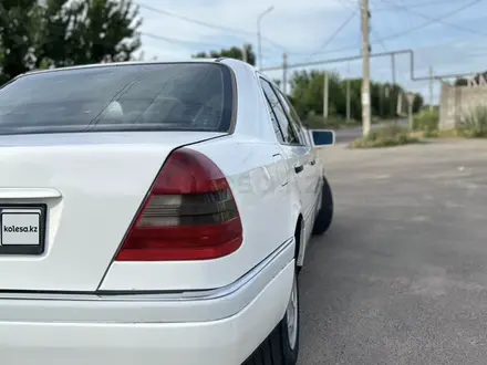 Mercedes-Benz C 200 1995 года за 1 800 000 тг. в Алматы – фото 7