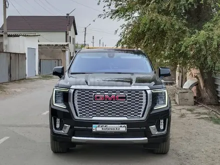 GMC Yukon 2022 года за 45 000 000 тг. в Астана