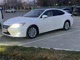 Lexus ES 250 2015 годаүшін13 300 000 тг. в Актау – фото 2
