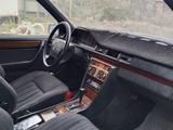 Mercedes-Benz E 260 1991 годаүшін650 000 тг. в Семей – фото 4