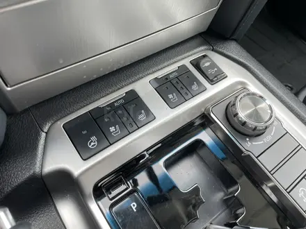 Toyota Land Cruiser 2018 года за 33 500 000 тг. в Костанай – фото 31