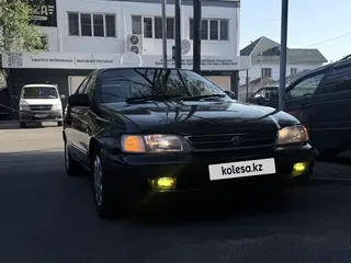 Toyota Carina E