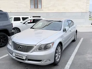Lexus LS 460