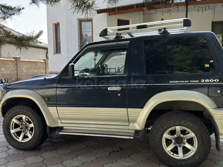 Mitsubishi Pajero 1995 года за 2 700 000 тг. в Алматы – фото 4