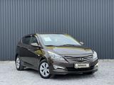 Hyundai Solaris 2015 годаfor5 590 000 тг. в Актобе – фото 2