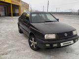 Volkswagen Vento 1993 года за 1 500 000 тг. в Астана – фото 2
