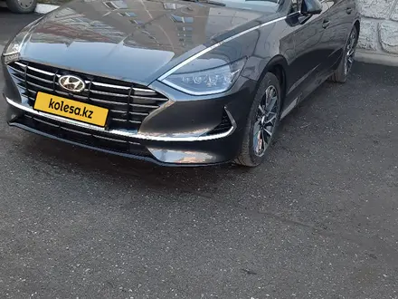 Hyundai Sonata 2022 года за 14 400 000 тг. в Петропавловск – фото 3