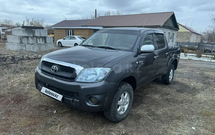 Toyota Hilux 2010 года за 6 800 000 тг. в Караганда