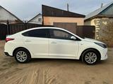 Hyundai Accent 2021 года за 8 200 000 тг. в Актобе – фото 3