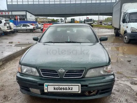 Nissan Maxima 1998 года за 1 000 000 тг. в Астана