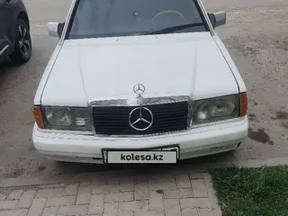 Mercedes-Benz 190