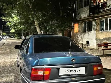 Opel Vectra 1993 года за 1 550 000 тг. в Актобе – фото 2