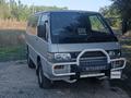 Mitsubishi Delica 1995 годаүшін2 300 000 тг. в Алматы