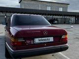 Mercedes-Benz E 230 1991 года за 1 650 000 тг. в Талдыкорган – фото 3