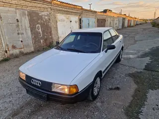 Audi 80
