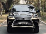 Lexus LX 570 2017 года за 40 500 000 тг. в Алматы – фото 2