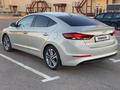 Hyundai Elantra 2017 годаүшін6 850 000 тг. в Караганда – фото 3