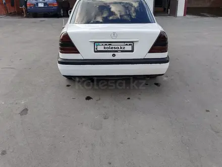 Mercedes-Benz C 200 1995 года за 1 700 000 тг. в Алматы – фото 5